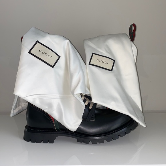 MENS BOOTS. Black leather. Green and red leather. - Picture 5 of 5